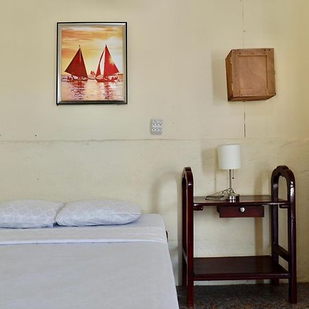 Hostal Los Chamos San Juan del Sur Exterior photo