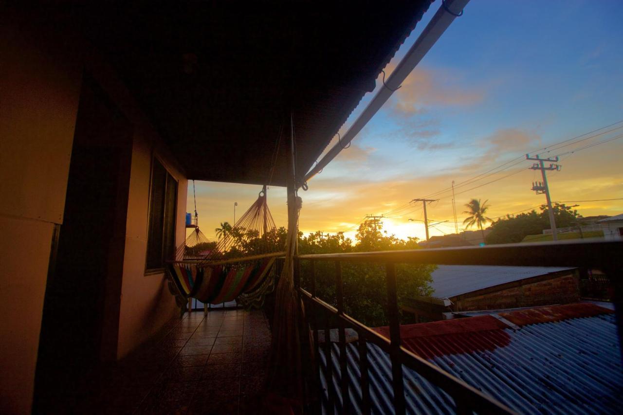 Hostal Los Chamos San Juan del Sur Exterior photo